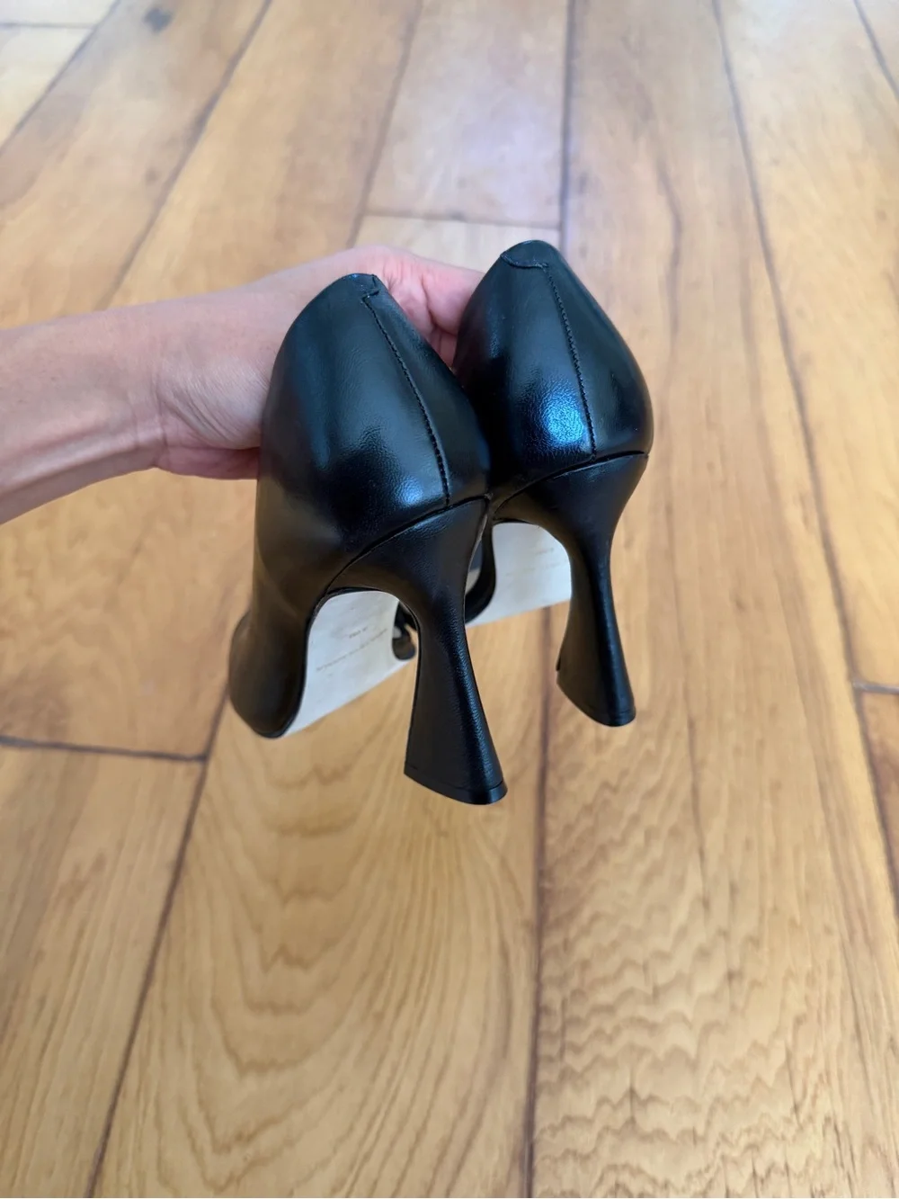 Saks Fifth Avenue D’Orsay Heels size 8